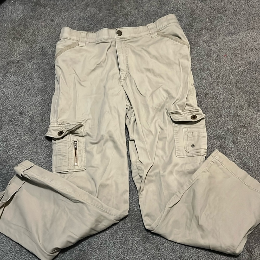Women’s cargo pants